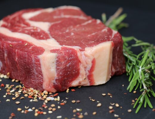 Hovězí steak před úpravou